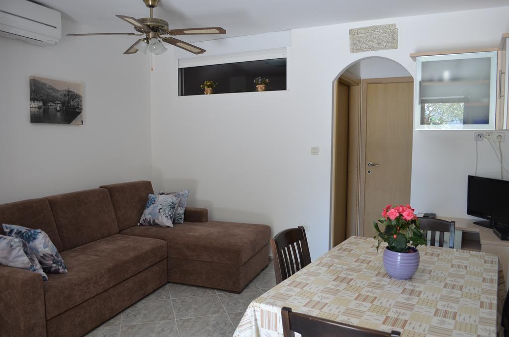 Apartments Lora บัชกา ภายนอก รูปภาพ