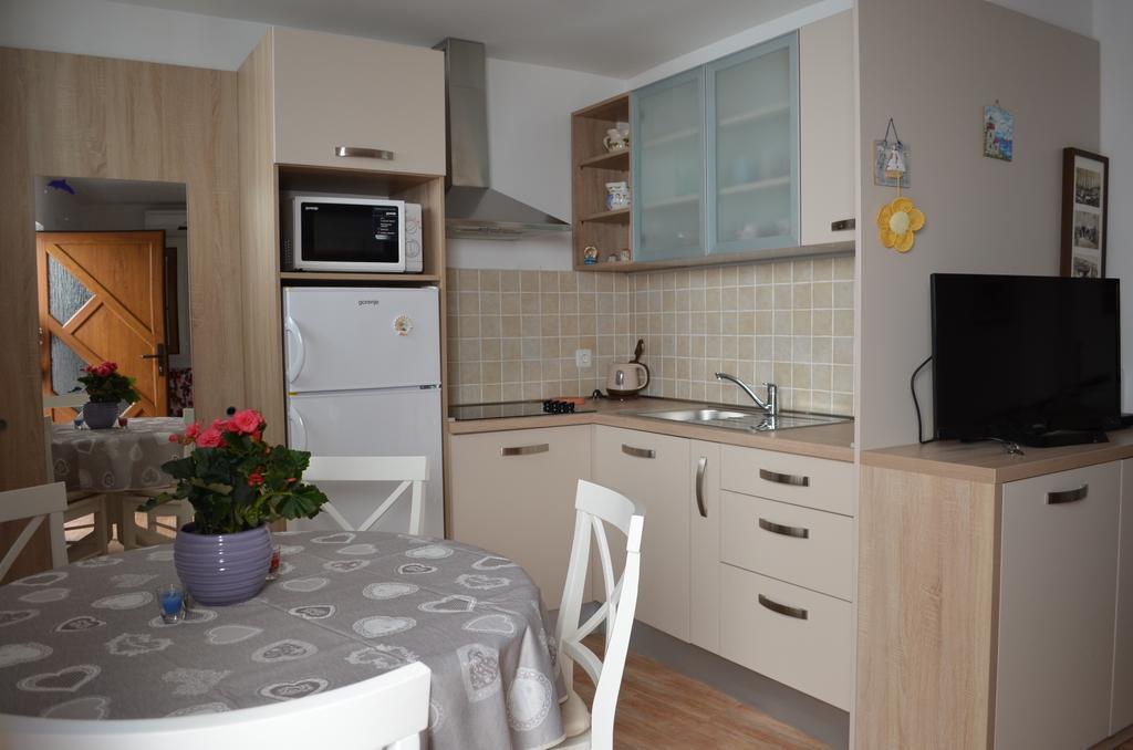 Apartments Lora บัชกา ภายนอก รูปภาพ